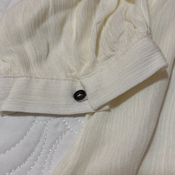 Maurice’s, size Small, cream blouse - Picture 2 of 5